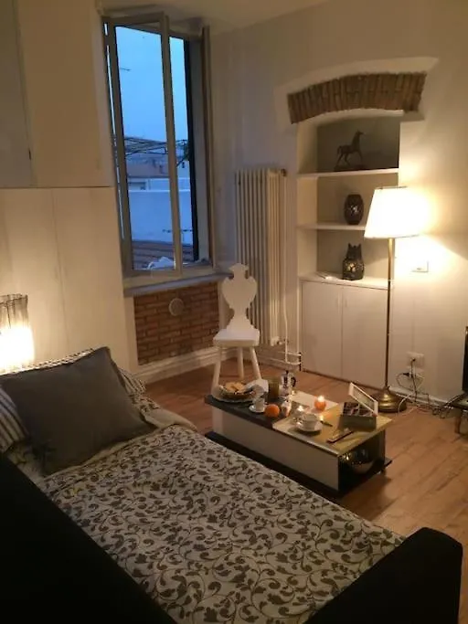 Jill&Jade'S Apartment Como