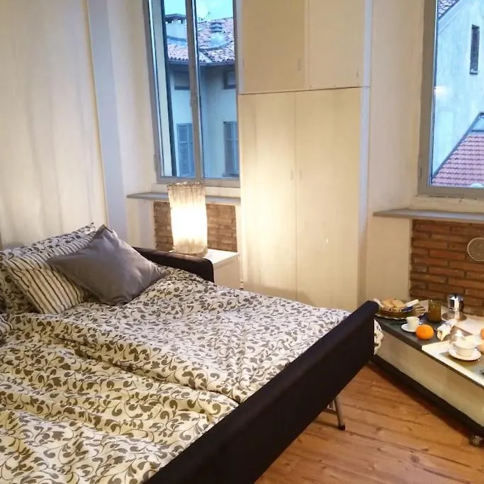 Jill&Jade'S Apartment Como