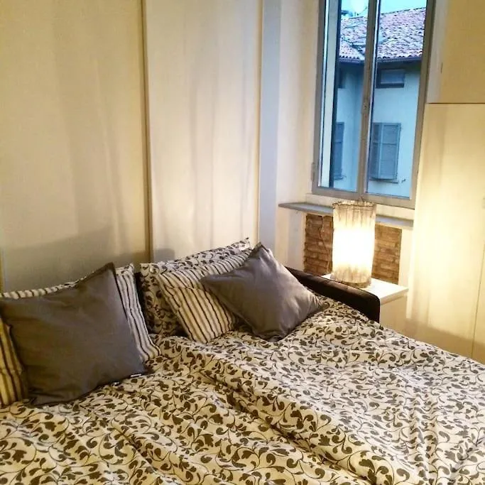 Jill&Jade'S Apartment Como